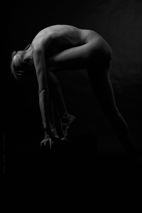 Model Liisa Savinov Mountain